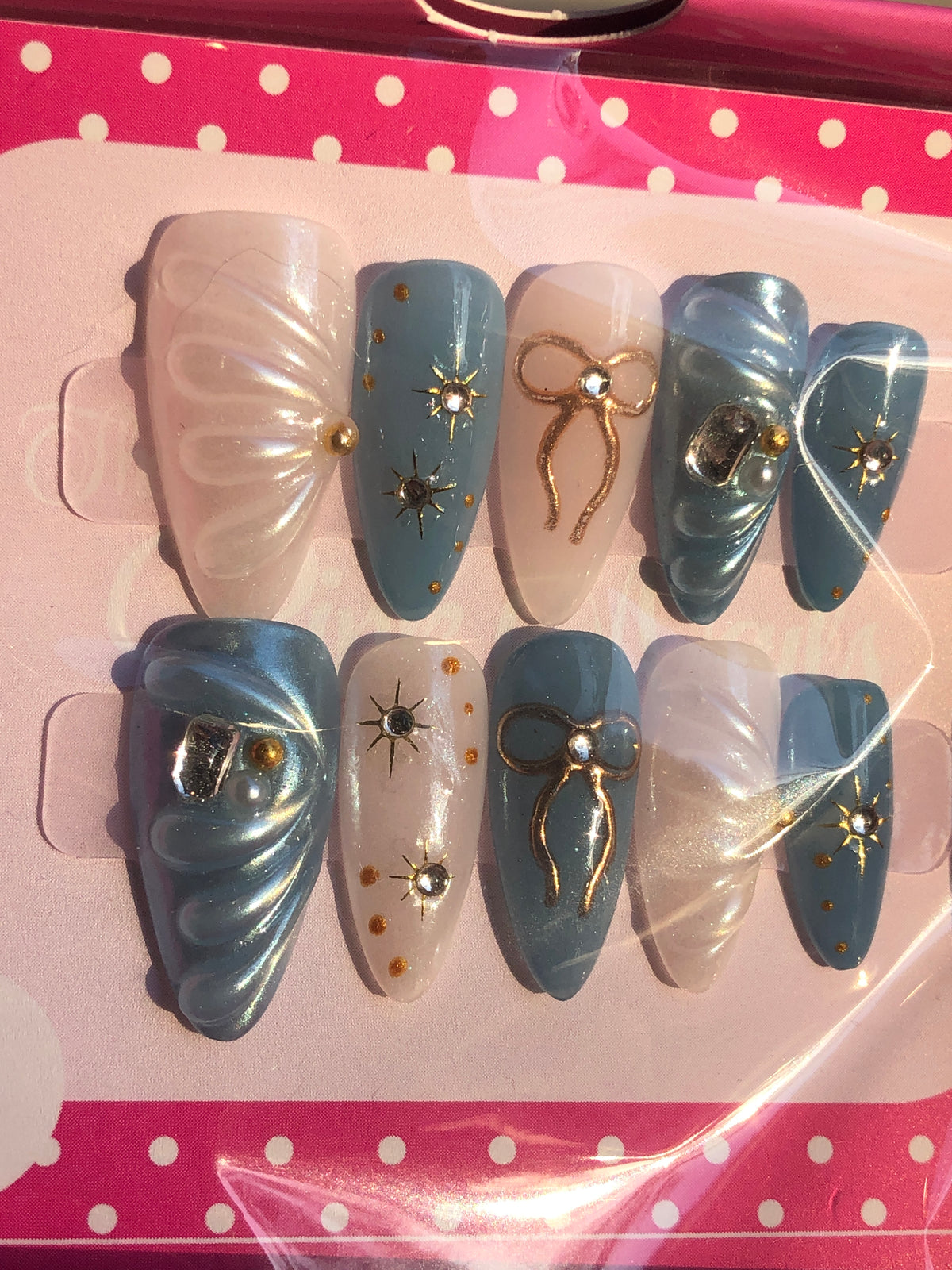Light Blue Sea Press on Nails