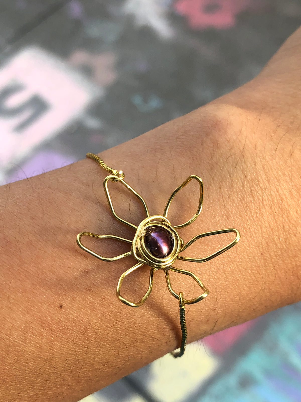 Wire Flower Pearl Bracelet