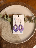 Dangle earrings: purple and fushia