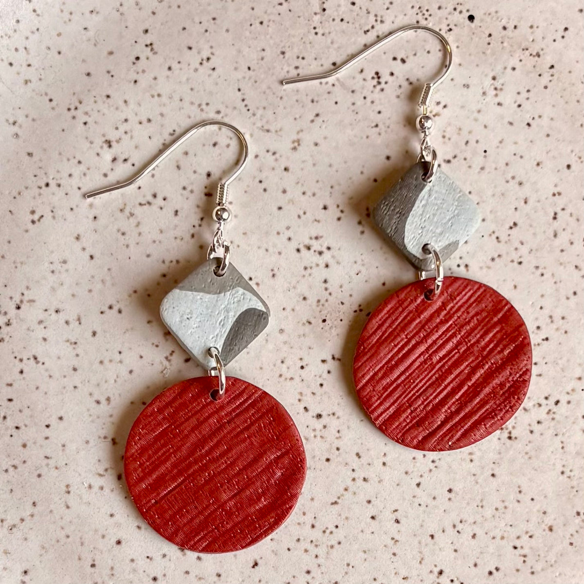 Dangle earrings: camouflage and burgundy (diamond & circles)