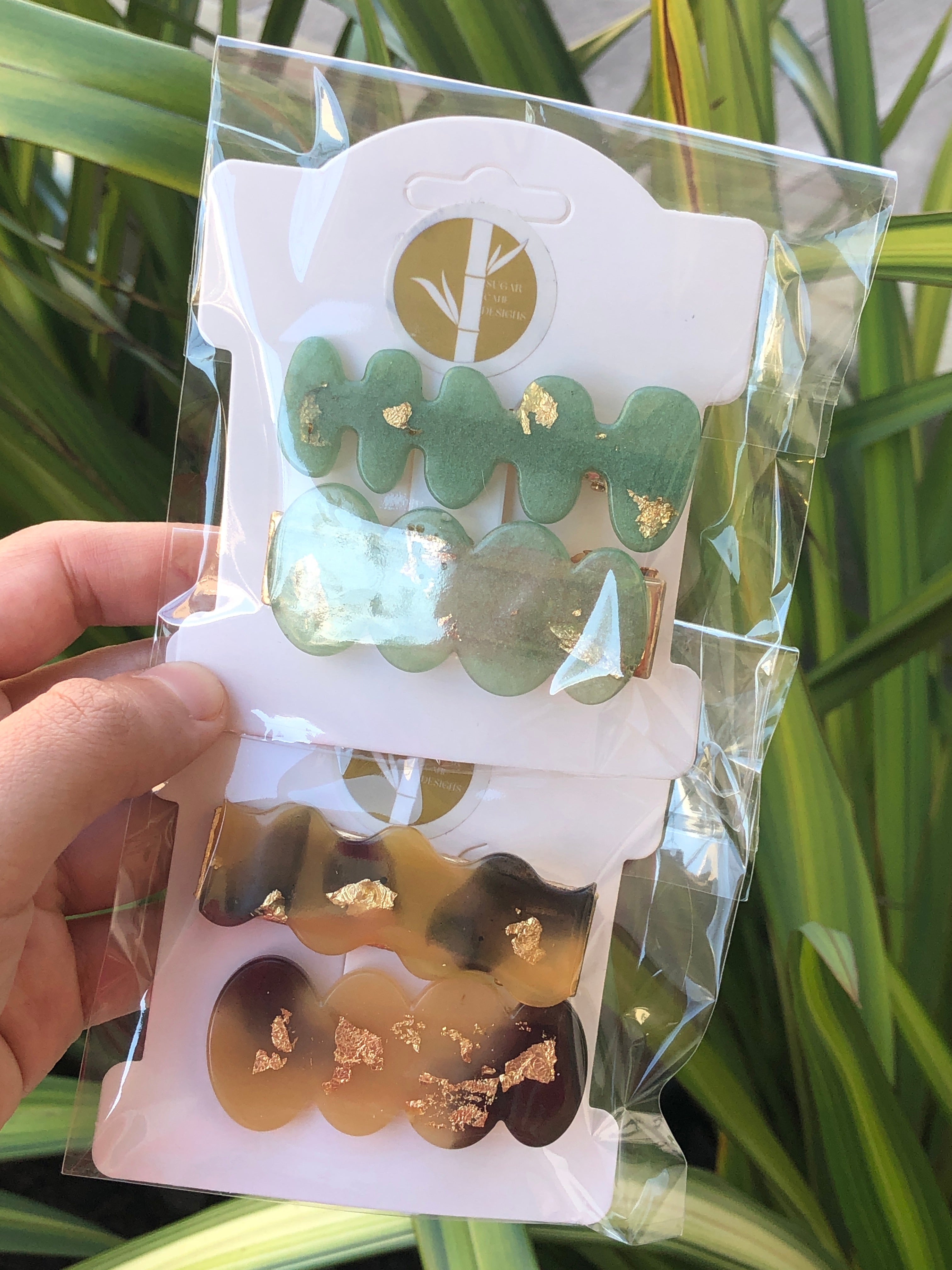 Resin clips