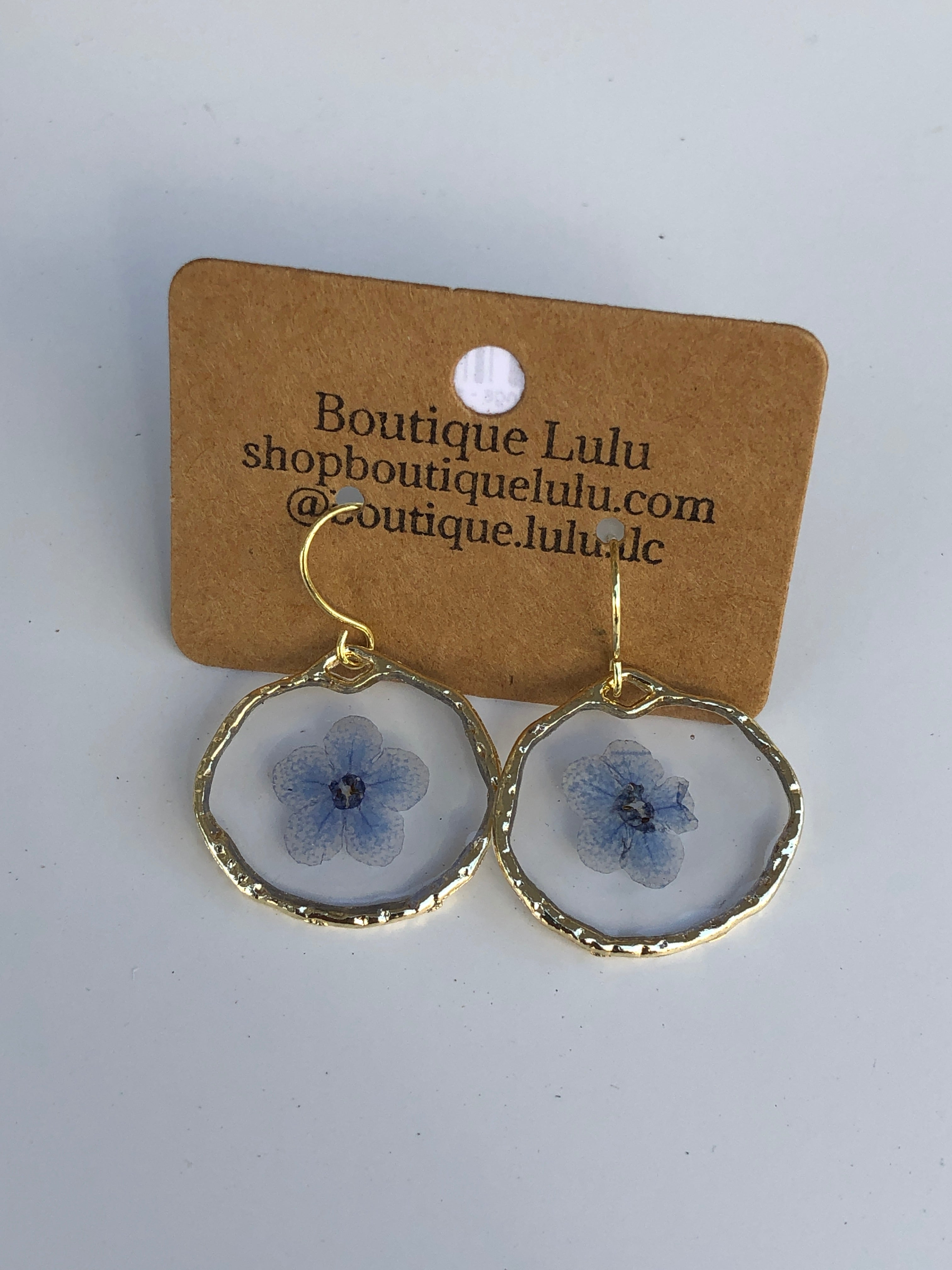 Flower Resin Earrings - small (Gold or Silver)